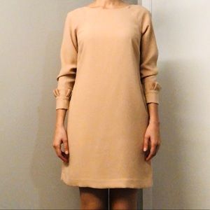 NWOT. Banana Republic. Straight short dress.